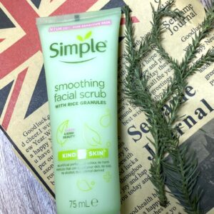 simple smoothing facial scrub