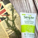 simple moisturizing facial wash