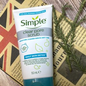 simple clear pore scrub